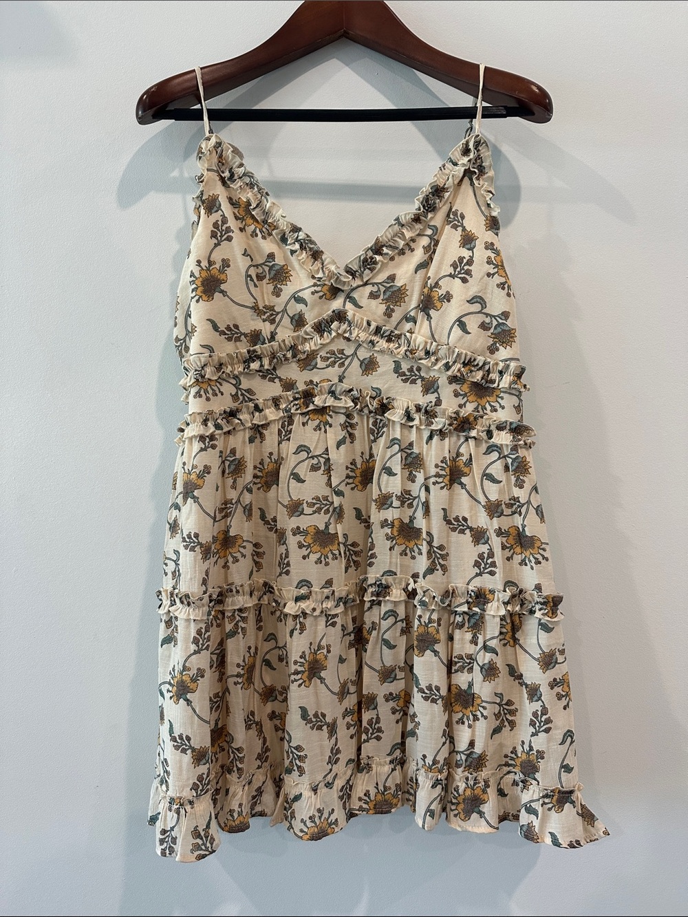 Floral Ruffle Tiered Spaghetti Strap Dress in Cream